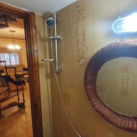 Adorable 2 Floors Two Bedroom Vacation Maisonette เนอาโปติไดอา ภายนอก รูปภาพ