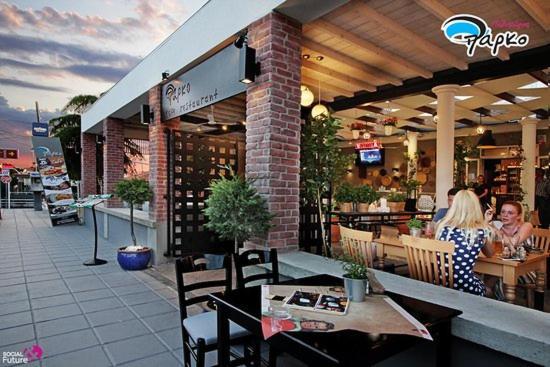 Adorable 2 Floors Two Bedroom Vacation Maisonette เนอาโปติไดอา ภายนอก รูปภาพ